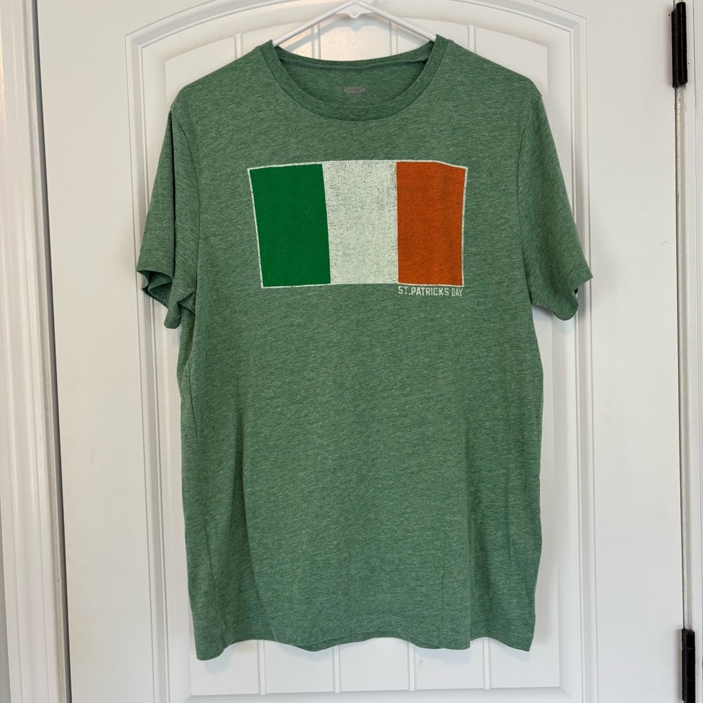 Old Navy Men's Green St. Patrick's Day T-Shirt Size Medium